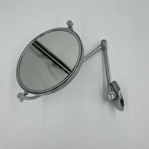 Magnifying Mirror For Bathroom/Bedroom Makeup - Picture 1 of 2